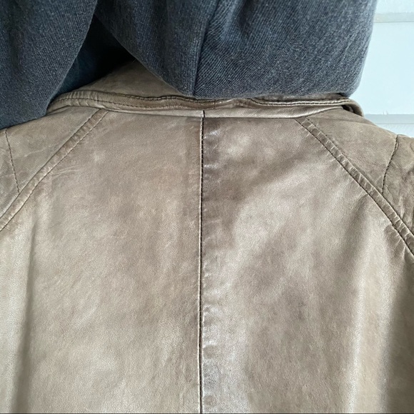Doma Leather Jacket with Hood - Picture 15 of 16